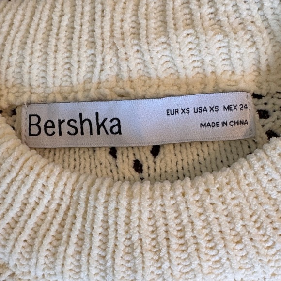 Bershka light yellow Women's Crew Neck Sweater - Picture 2 of 3